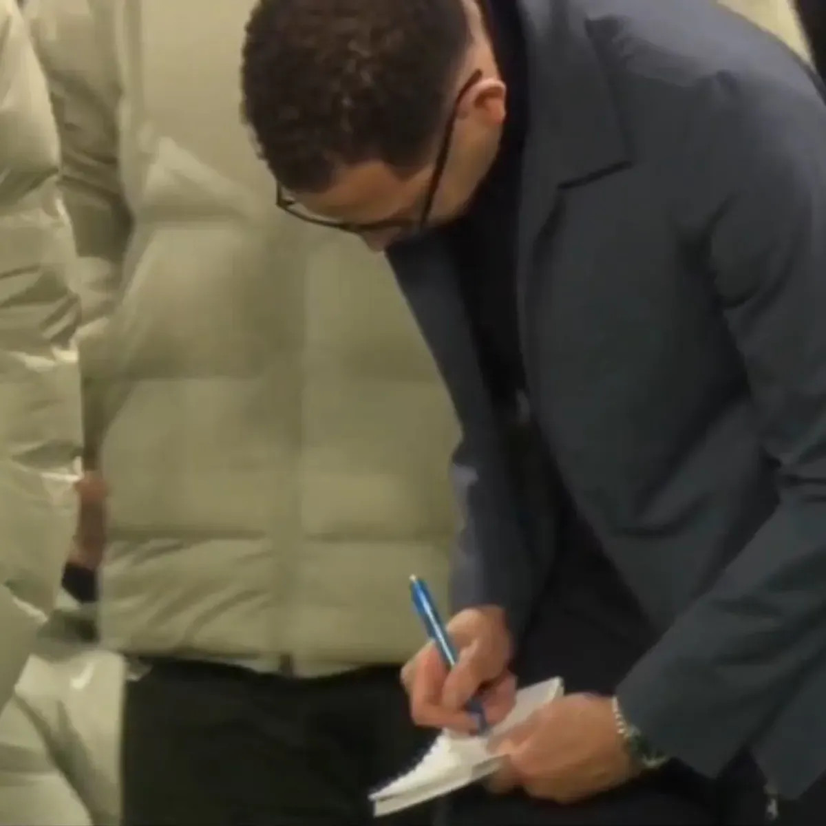 Liam Rosenior odpowiada na krytykę po meczu z Manchesterem United. Chodzi o Alejandro Garnacho