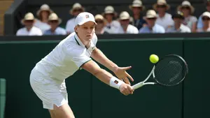 Lider rankingu przetrwał dreszczowiec na Wimbledonie. Jannik Sinner pobił życiowy rekord