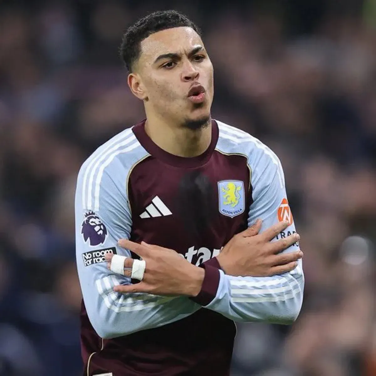 Liverpool negocjuje transfer Morgana Rogersa z Aston Villi