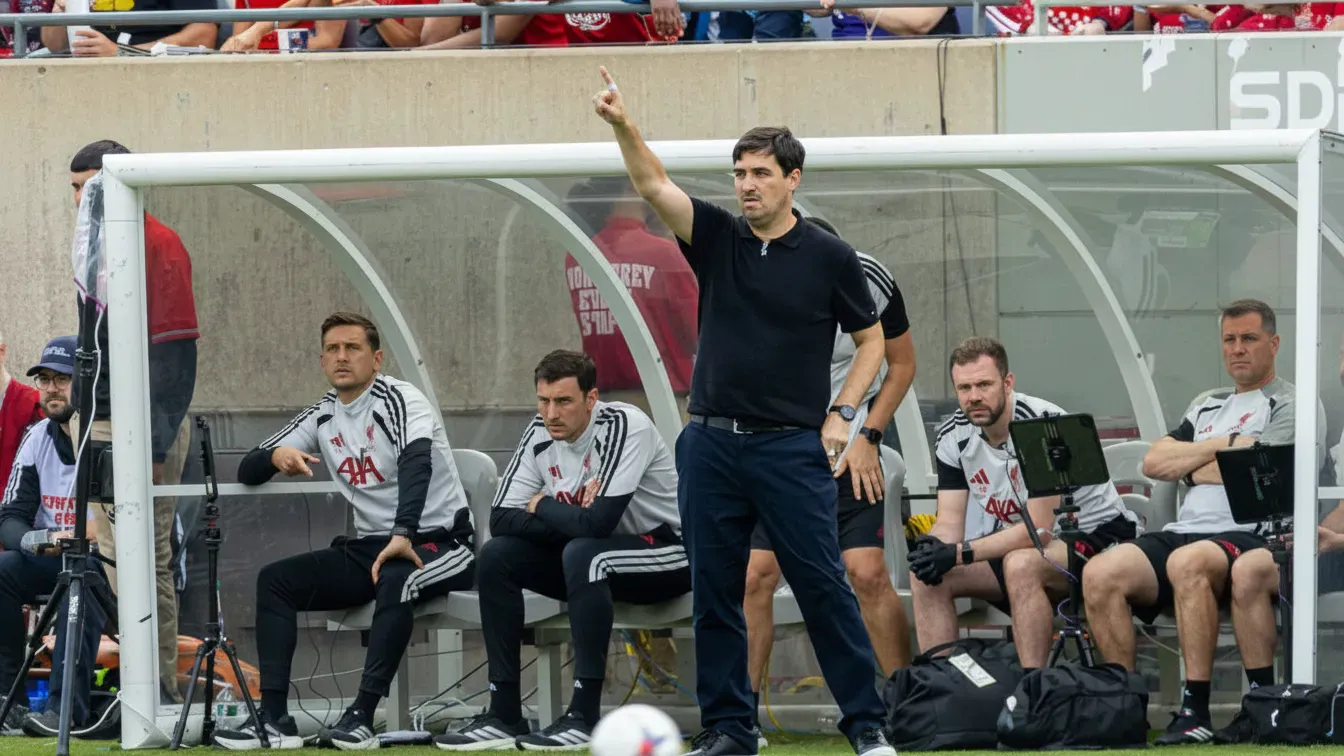 Liverpool pod ścianą. PSG żąda fortuny, a w grę wchodzi bolesny cios od Arsenalu