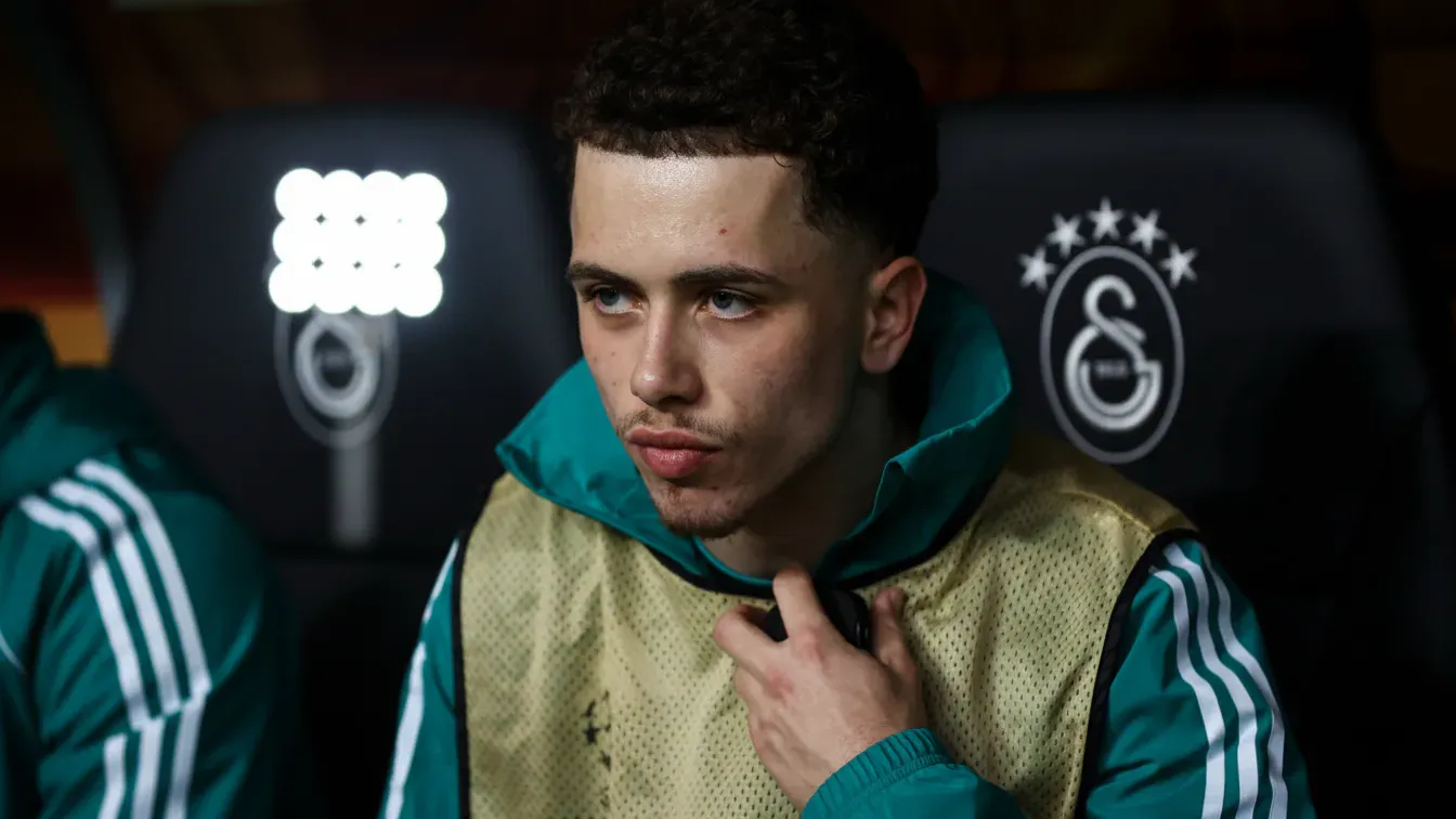 Liverpool podjął decyzję w sprawie talentu. Zaskakujący kierunek transferu młodego gracza