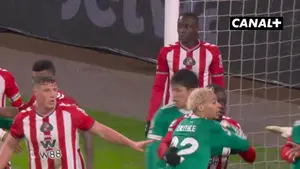 Liverpool prowadzi! Virgil van Dijk z golem na Stadium of Light!