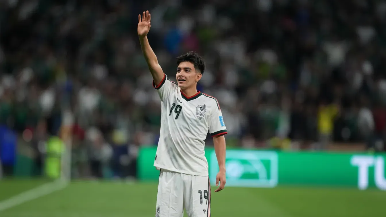 Liverpool rusza po genialnego 17-latka. Wyprzedzili Arsenal i Manchester United jednym ruchem
