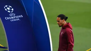Liverpool zwleka z decyzją w sprawie Virgila van Dijka. Rozmowy dopiero w przyszłym roku