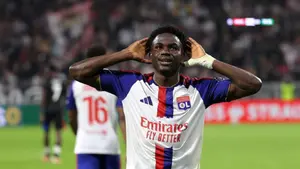 Lyon pokonał Crystal Palace 3:2. Šulc trafił pierwszy raz od marca