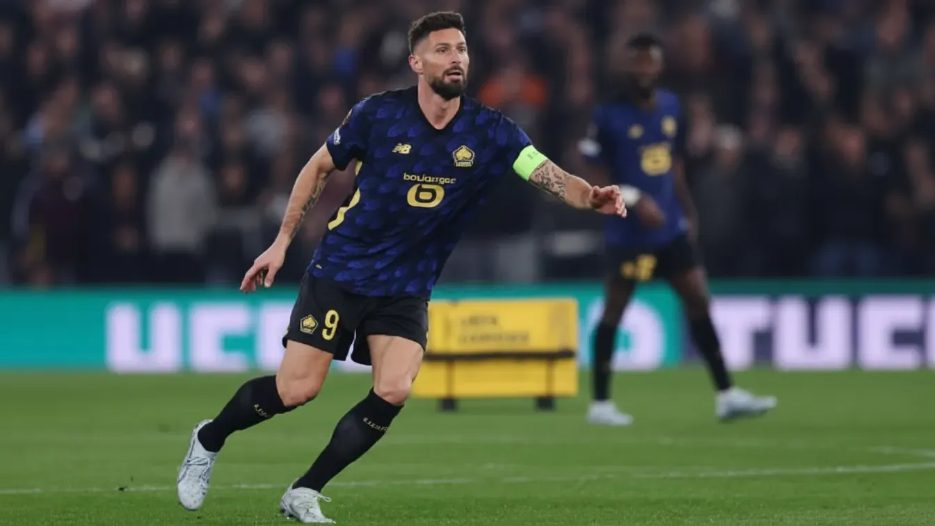Ma 39 lat i wciąż zadziwia. Olivier Giroud podjął kluczową decyzję w sprawie przyszłości