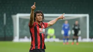 Manchester City stawia twarde warunki Barcelonie. Chodzi o transfer defensywnej gwiazdy