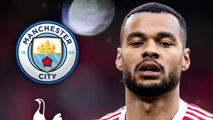 Manchester City wchodzi do gry o Cody'ego Gakpo. Liverpool stawia twardy warunek