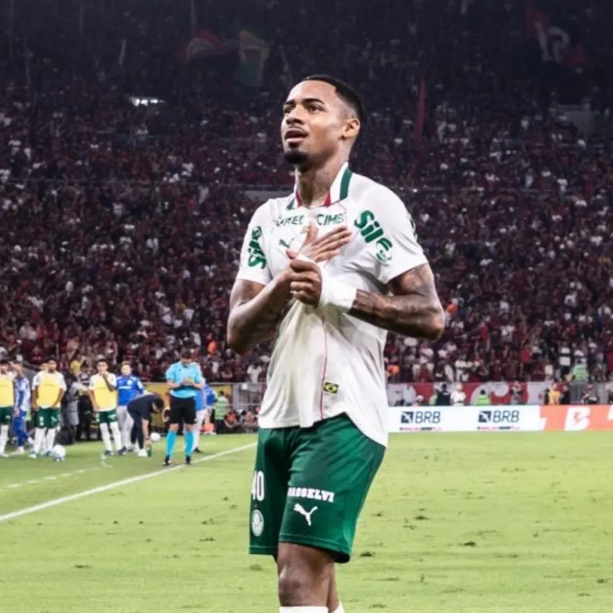Manchester City znalazł następcę Savinho i rusza po gracza Palmeiras