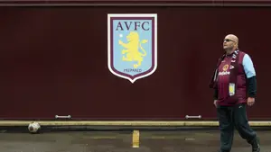 Manchester United chce gwiazdę Aston Villi, ale Unai Emery stawia twarde warunki