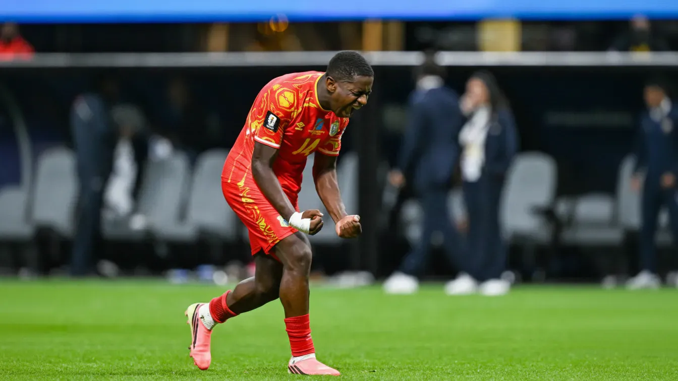 Manchester United chce nową gwiazdę, ale Sunderland stawia opór. Transferowy pat w Anglii
