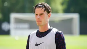Manchester United desperacko szuka pomocy. Na celowniku Anglik, ale cena zwala z nóg