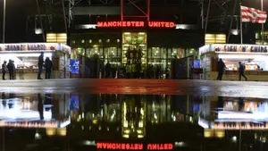 Manchester United gotowy sprzedać kapitana. Giganci ruszają po Bruno Fernandesa