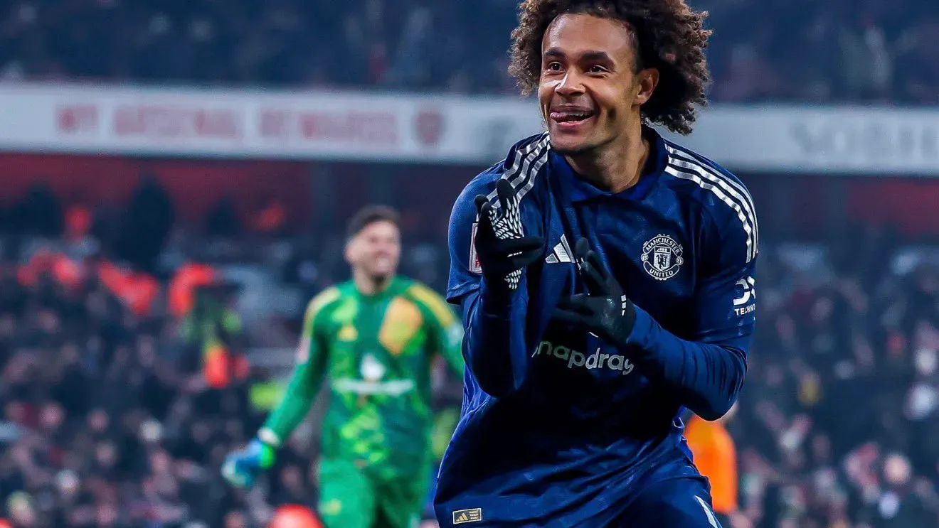 Manchester United otrzymał ofertę za Joshuę Zirkzee. Napastnik może opuścić klub