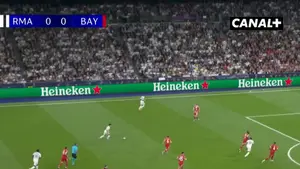 Manuel Neuer jak wino! Bramkarz Bayernu zaliczył kapitalny występ przeciwko Realowi Madryt Oglądaj: