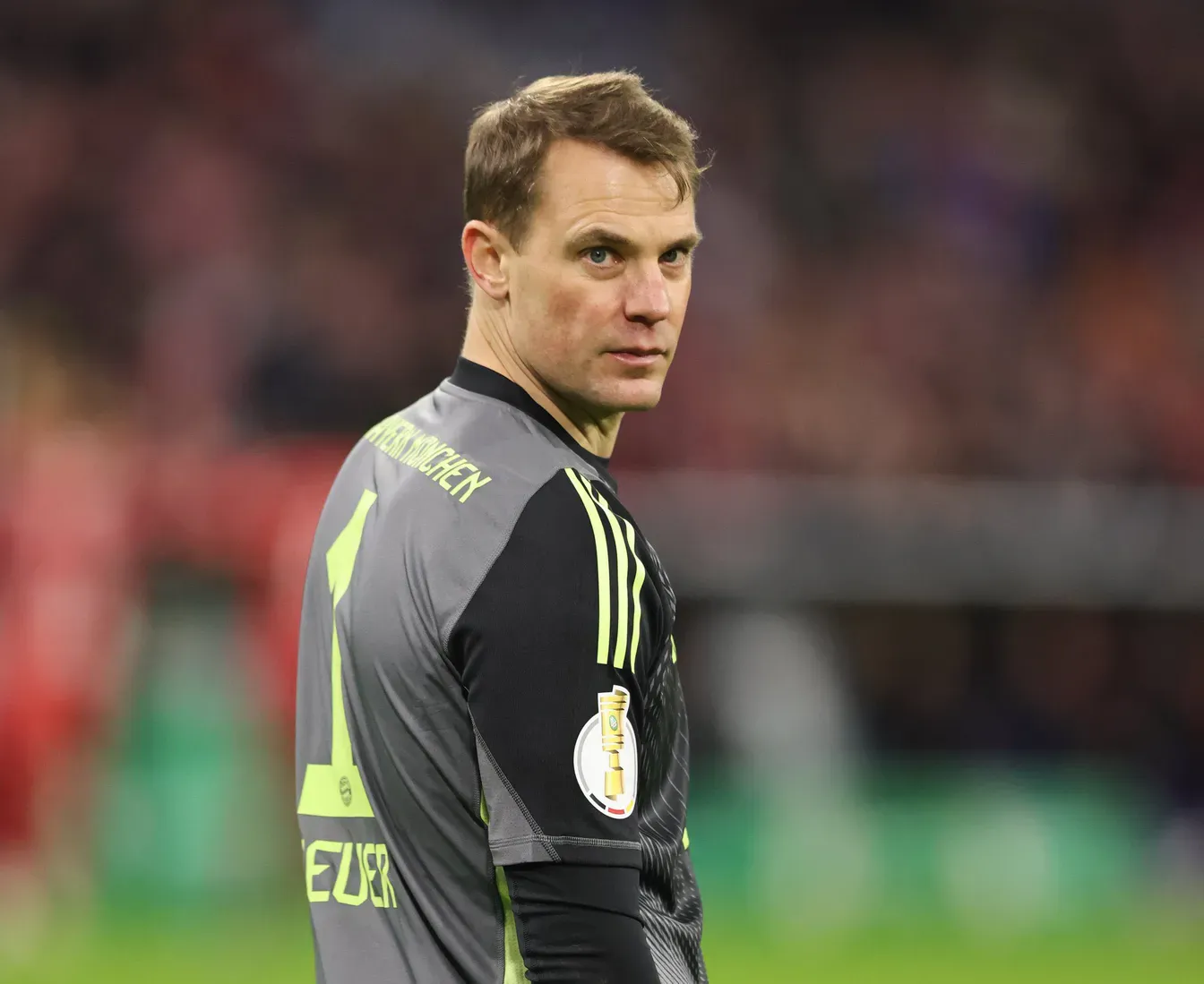 Manuel Neuer zostanie w Bayernie Monachium? Max Eberl zabrał głos w sprawie przyszłości bramkarza