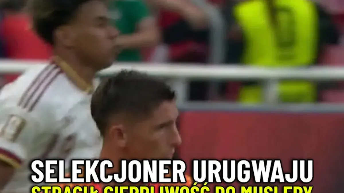 Marcelo Bielsa nie wytrzymał. Sergio Rochet zastępuje Fernando Muslerę w bramce Urugwaju już w przerwie spotkania. Ogląd