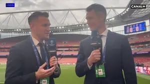 Meldujemy się z płyty Emirates Stadium! @Rosol_plus i @Adam_Zakrzewsk1 oczekują wieczornego starcia! Oglądaj: