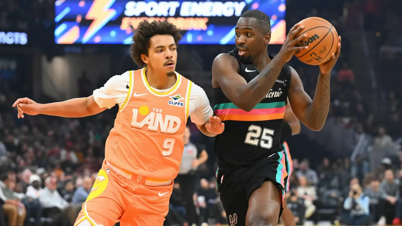 Miał na stole miliony z Europy, ale wybrał inaczej. Zaskakujący ruch w San Antonio Spurs