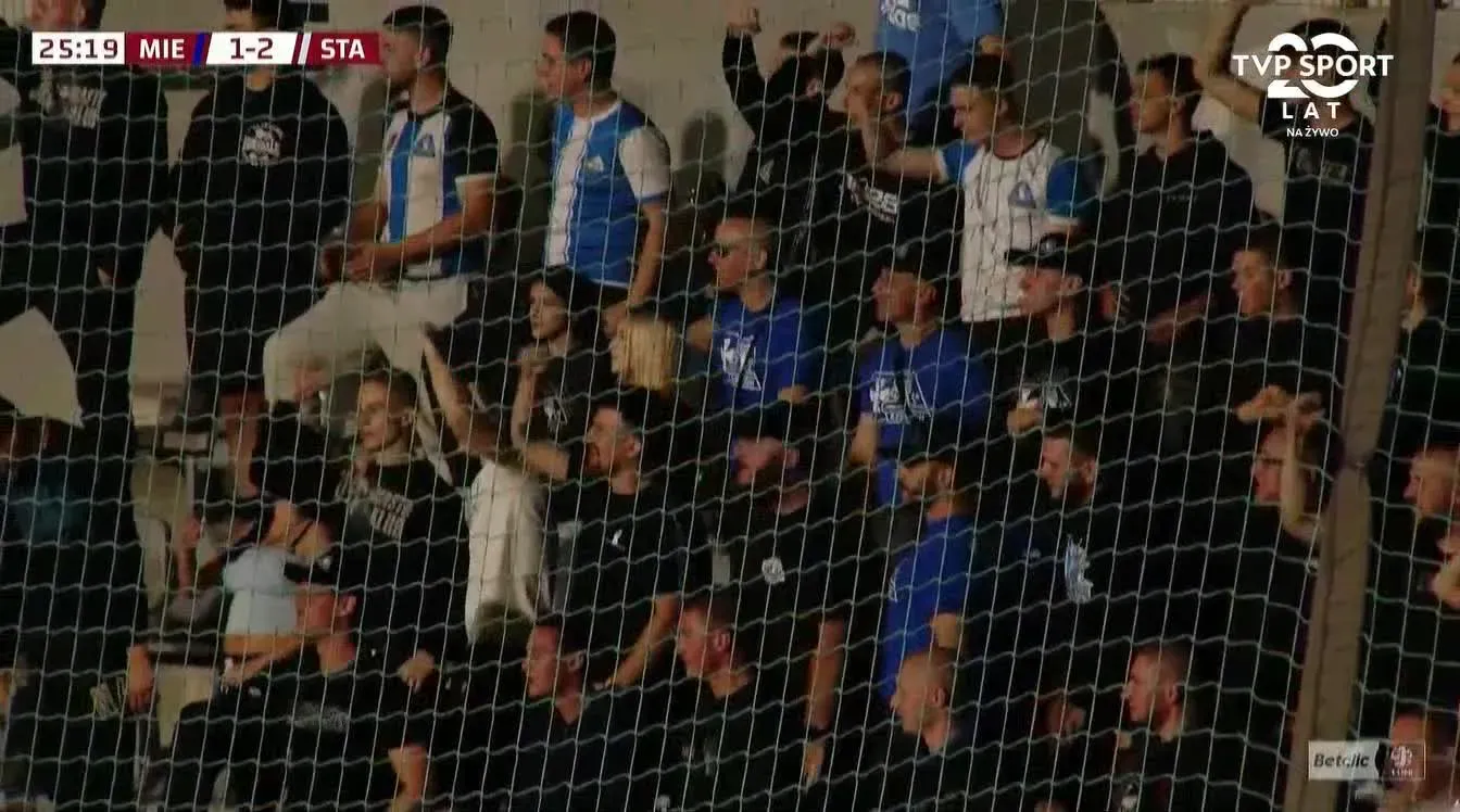 Miedź Legnica 1-2 Stal Rzeszów Mazur samobój