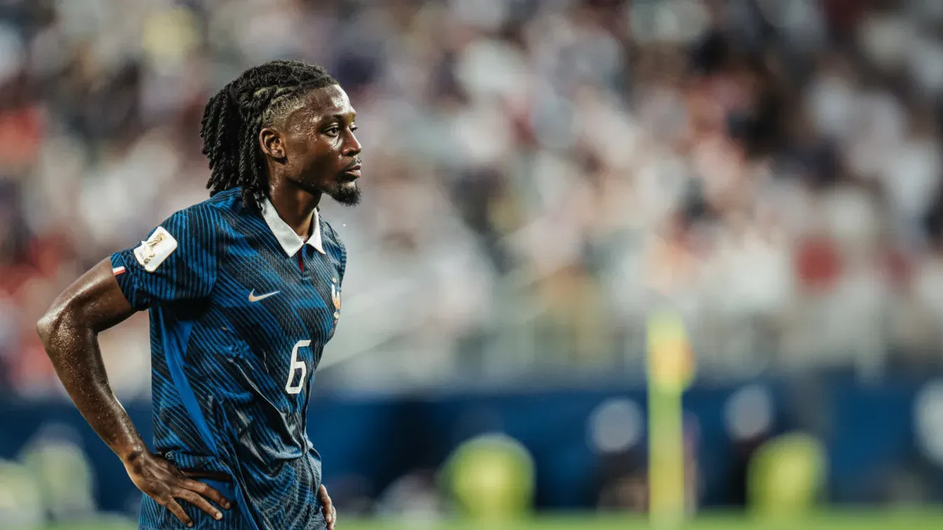 Mieli już porozumienie, nagle wszystko stanęło. Manchester United wstrzymał wielki transfer
