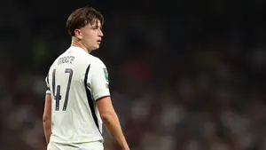 Mikey Moore blisko pierwszego składu w Bundeslidze. Trener Kolonii zapowiada zmiany