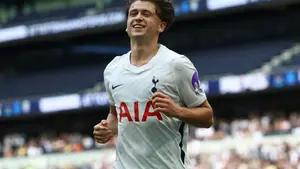 Mikey Moore odrzucił oferty Evertonu i Fulham. Wybrał wypożyczenie do FC Köln