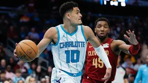 Minnesota Timberwolves oddaje gracza, by zmieścić kontrakt. Jonathan Kuminga ma nową umowę