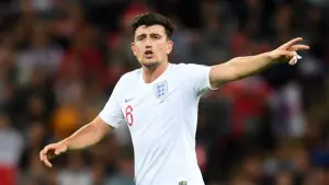 Mógł grać z największymi gwiazdami w USA. Harry Maguire podjął sensacyjną decyzję