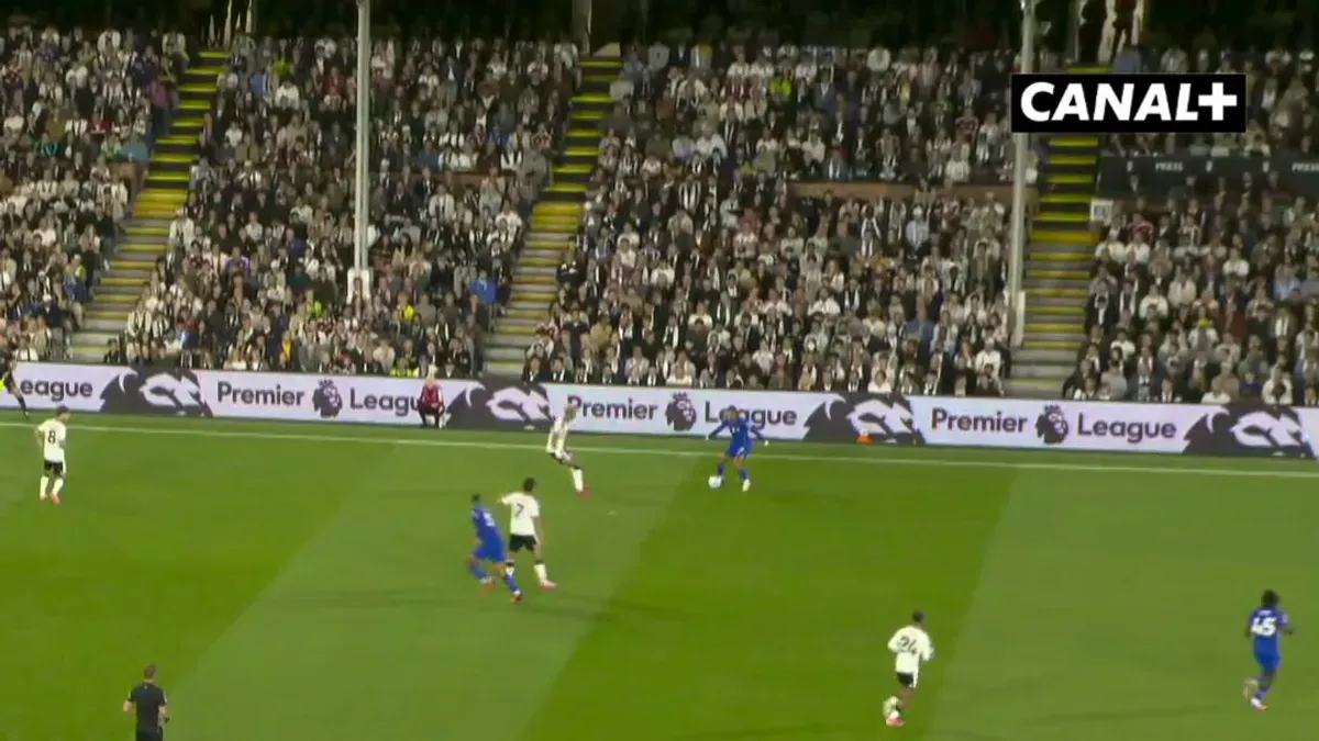 Morgan Rogers przywitał się z kibicami Chelsea w najlepszy możliwy sposób! Chelsea wraca na prowadzenie w meczu z Fulham