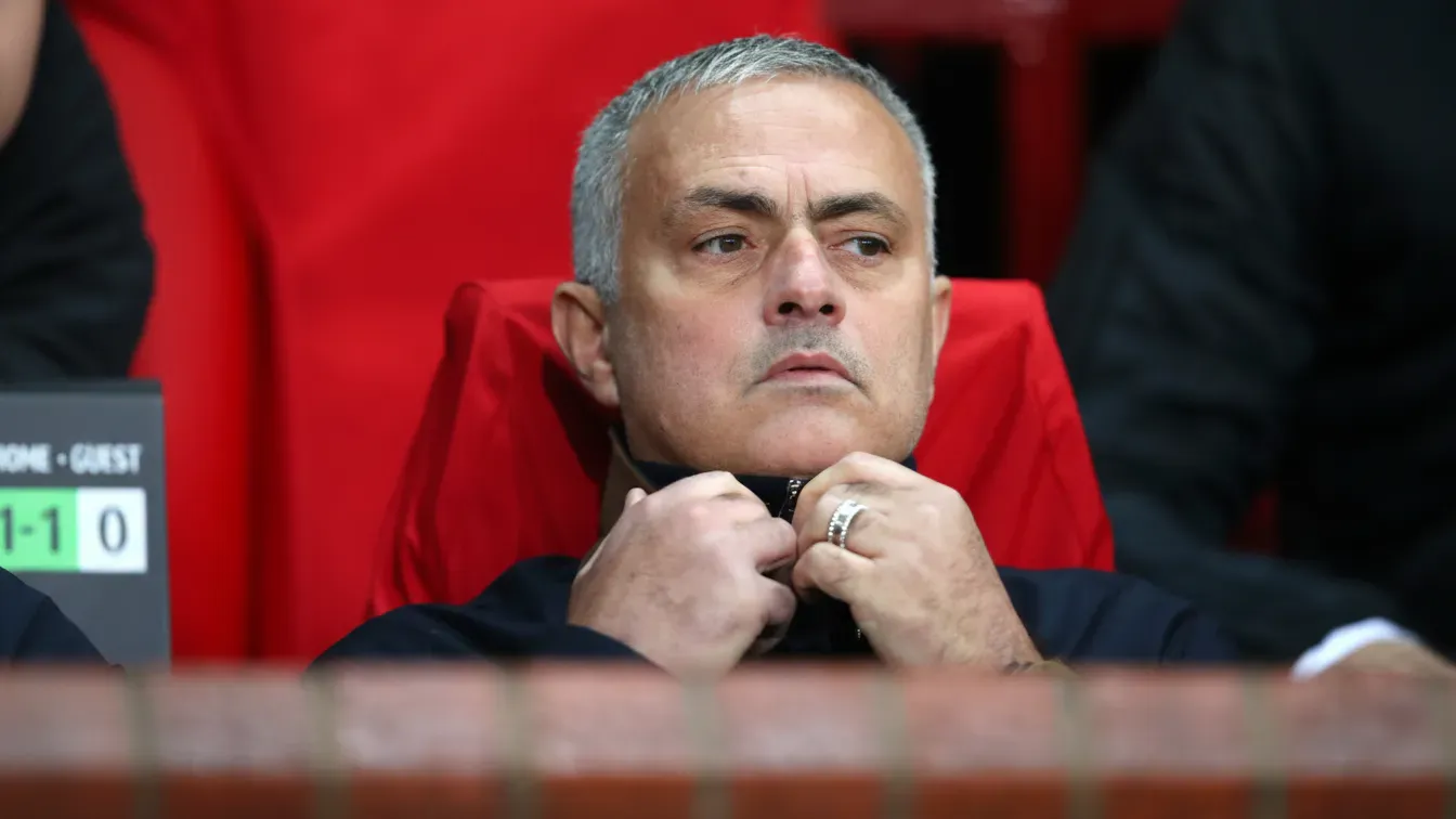 Mourinho wraca do gry, ale Real Madryt ma problem. Wydali miliony, a luka wciąż straszy