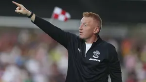Nagły zwrot akcji w Ligue 1. Beniaminek chce ukraść trenera faworytom