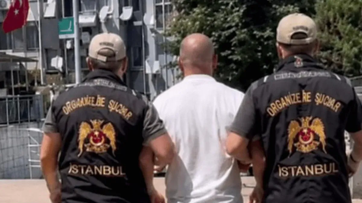 Napisał o wielkim transferze. Niedługo później zatrzymała go policja!