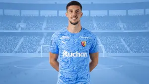 Newcastle rusza po rewelację Ligue 1. Na stole walka z ligowym rywalem o wielki talent