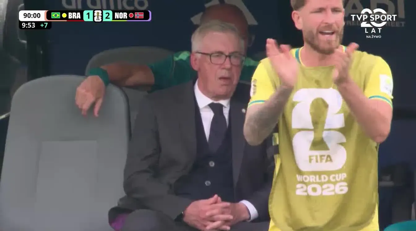 Neymar pewnie z wapna ( ͡° ͜ʖ ͡°)