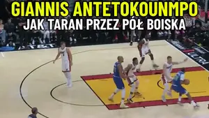 Nie do zatrzymania. Giannis Antetokounmpo jak już ruszy. to nawet kozłować nie musi Mecz Miami Heat