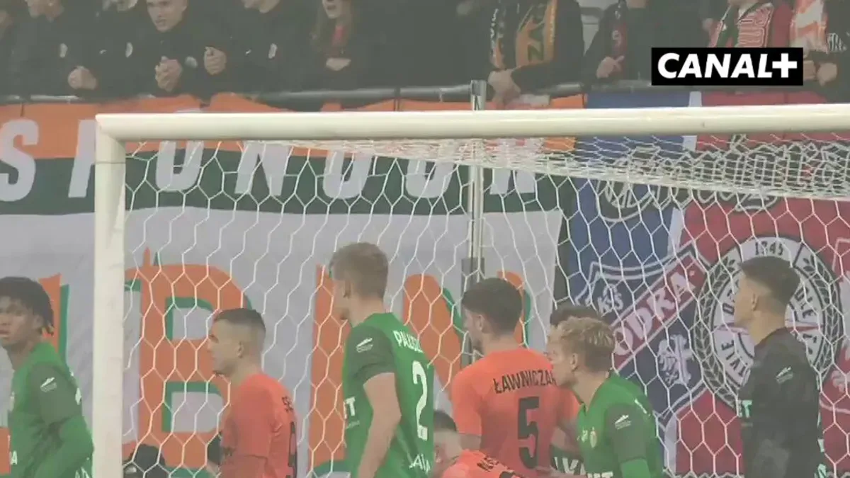 Nie ma od dwóch lat sezonu, w którym Zagłębie Lubin nie strzeliłoby cudownego gola przewrotką! Jak będzie w nowych rozgr