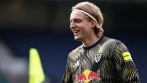 Niemcy ruszają po obrońcę Leeds United. Zaskakujący powrót do Bundesligi na horyzoncie