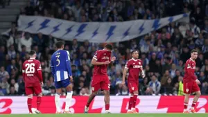 Niemcy w szoku po tym, co stało się w Porto. Sebastian Hoeneß nie mógł uwierzyć