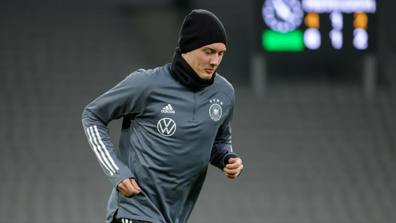 Niemiecka gwiazda do wzięcia za darmo. Leeds United walczy o podpis, ale ma potężnych rywali