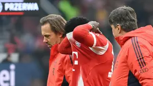 Niepokój w Monachium. Alphonso Davies znów wypada z gry