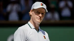 Niepokojące wieści o Janniku Sinnerze. Włoch walczy z czasem przed US Open