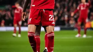 Niesamowity wynik Hugo Ekitike. Napastnik Liverpoolu zachwyca w debiutanckim sezonie