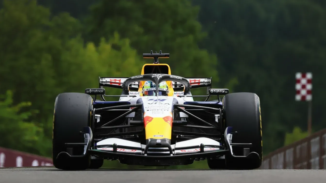 Nietypowy zakład w Formule 1. Kierowcy Racing Bulls walczyli o części w wyjątkowy sposób