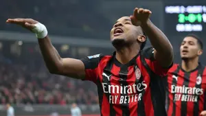 Nkunku na celowniku klubu z Premier League. Milan stawia twardy warunek