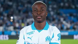 Nnadi podjął ryzykowną decyzję. Pomocnik z Ligue 1 odmawia operacji mimo poważnego urazu