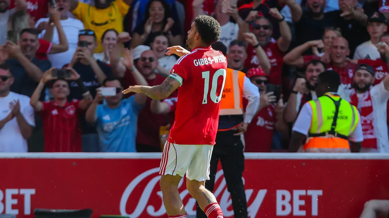 Nottingham Forest blokuje odejście gwiazdy. Sprzedaż Andersona zmieniła wszystko