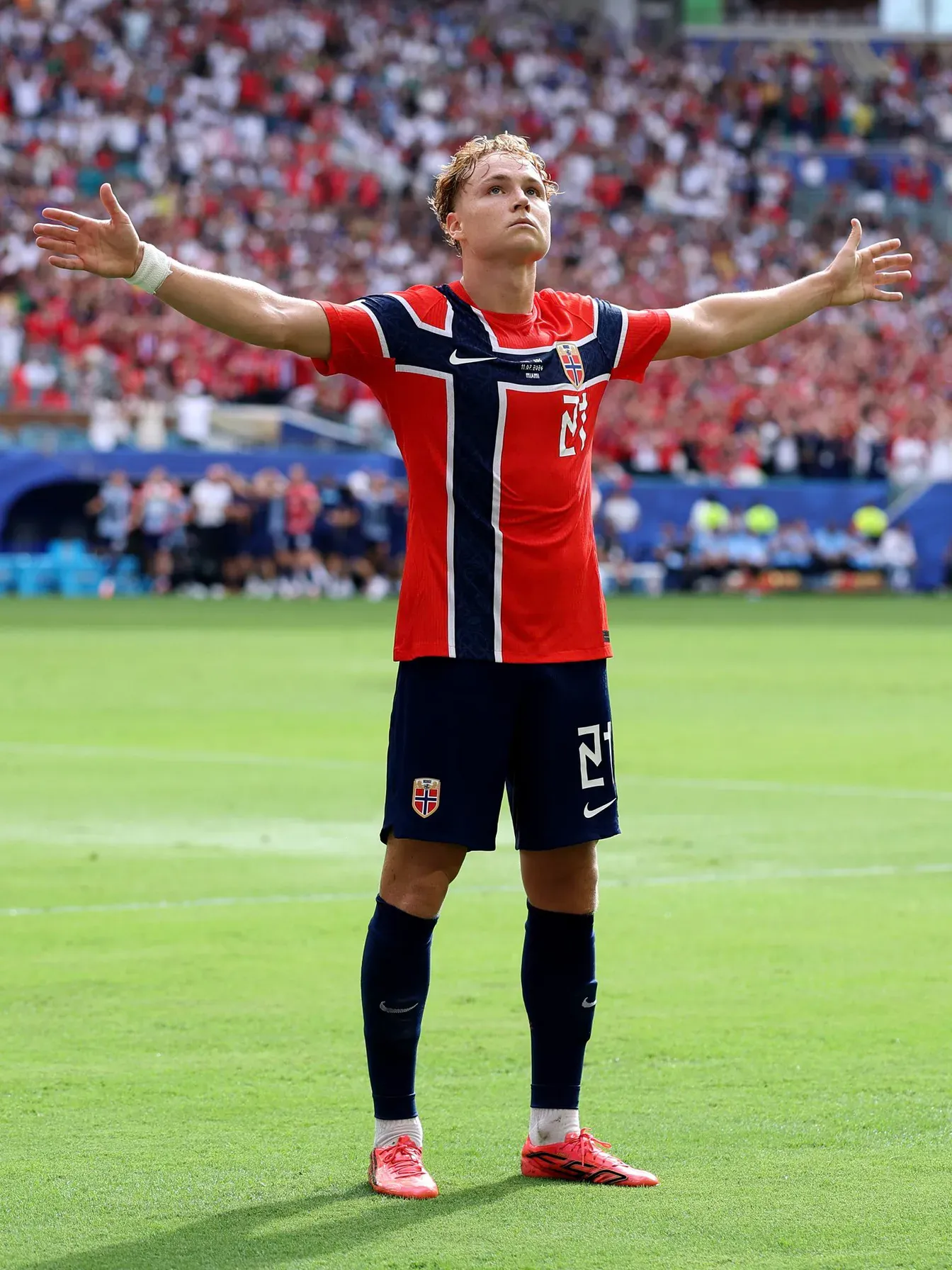 Nowa gwiazda podbija mundial. Andreas Schjelderup zachwyca w meczach z potęgami