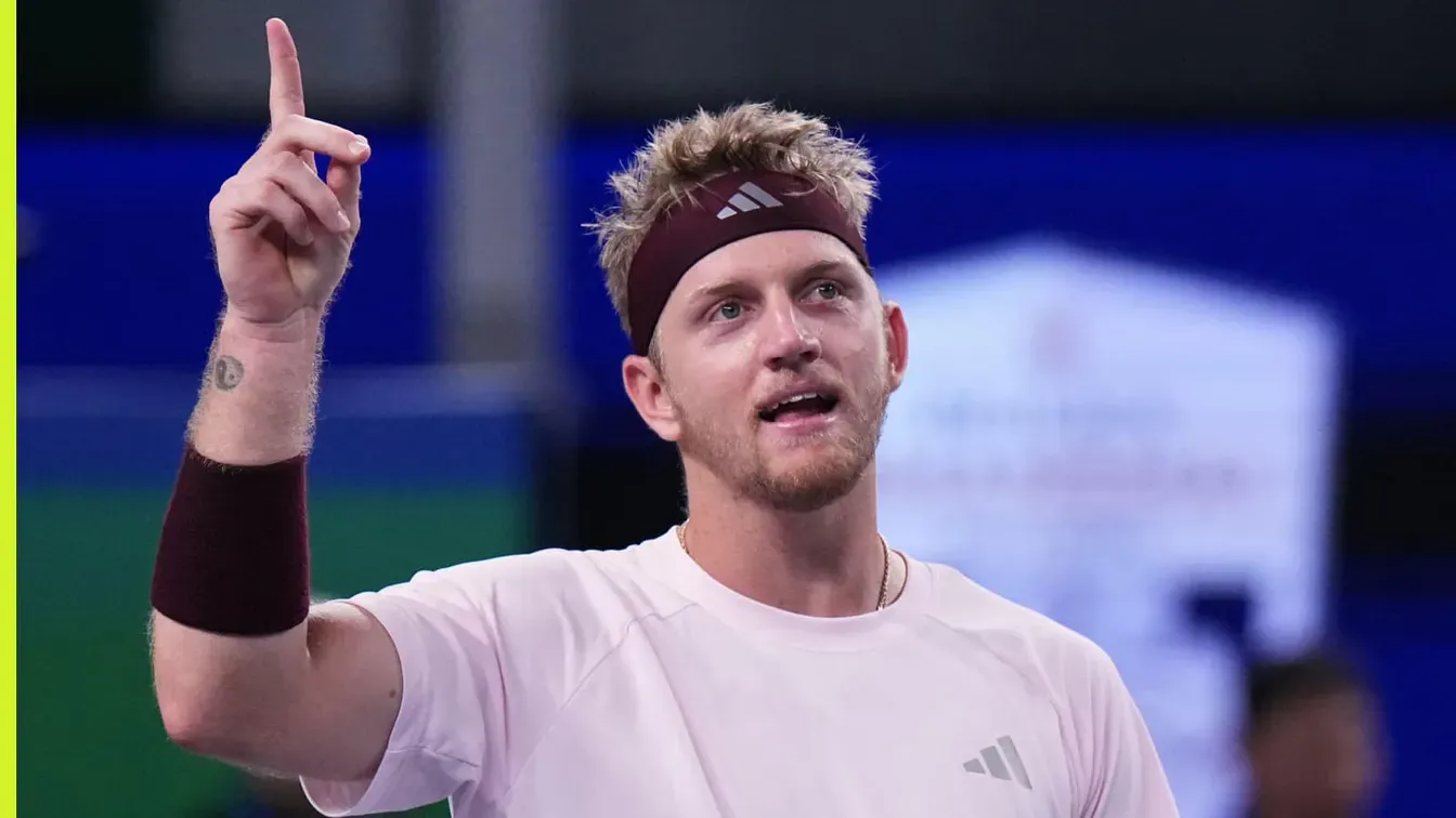 Od porażek w pięciu finałach do trzech tytułów. Davidovich Fokina triumfuje w Szanghaju