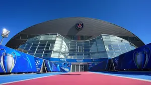Odrzucił ofertę giganta i wybrał zaskakujący kierunek. Wielki talent opuszcza Paryż
